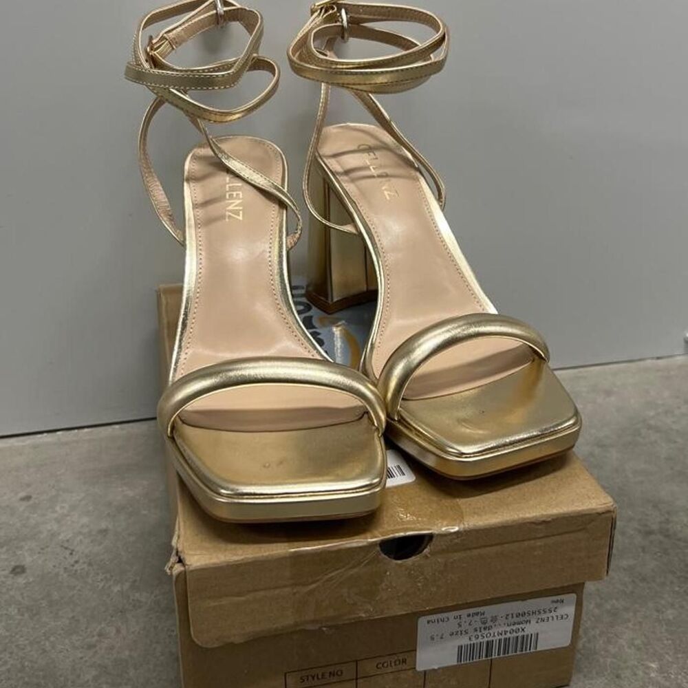 Women's Gold Sandals